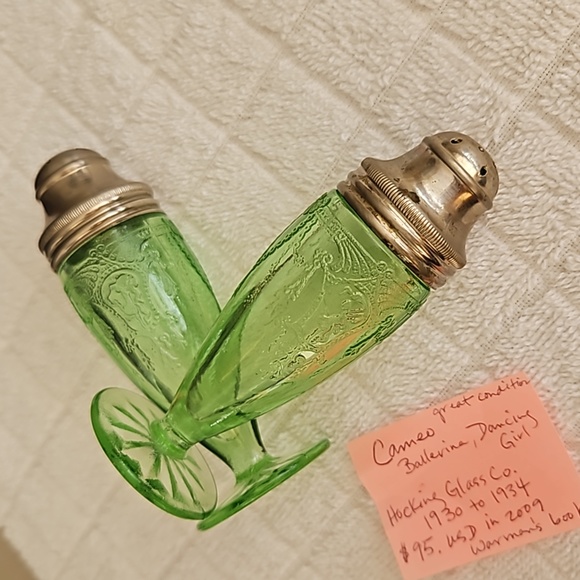 SOLD Green Uranium Depression Glass Cameo,Ballerina,Dancing Girl Salt and Pepper - Picture 2 of 6